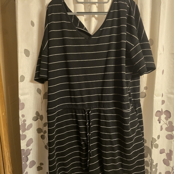 Romper - Picture 2 of 2